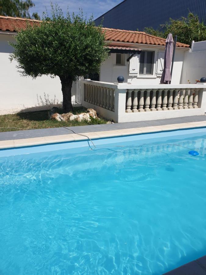 Adorable Romantique Maison D'Hote, Piscine, Wifi 4G, Proche Beziers Cers ภายนอก รูปภาพ